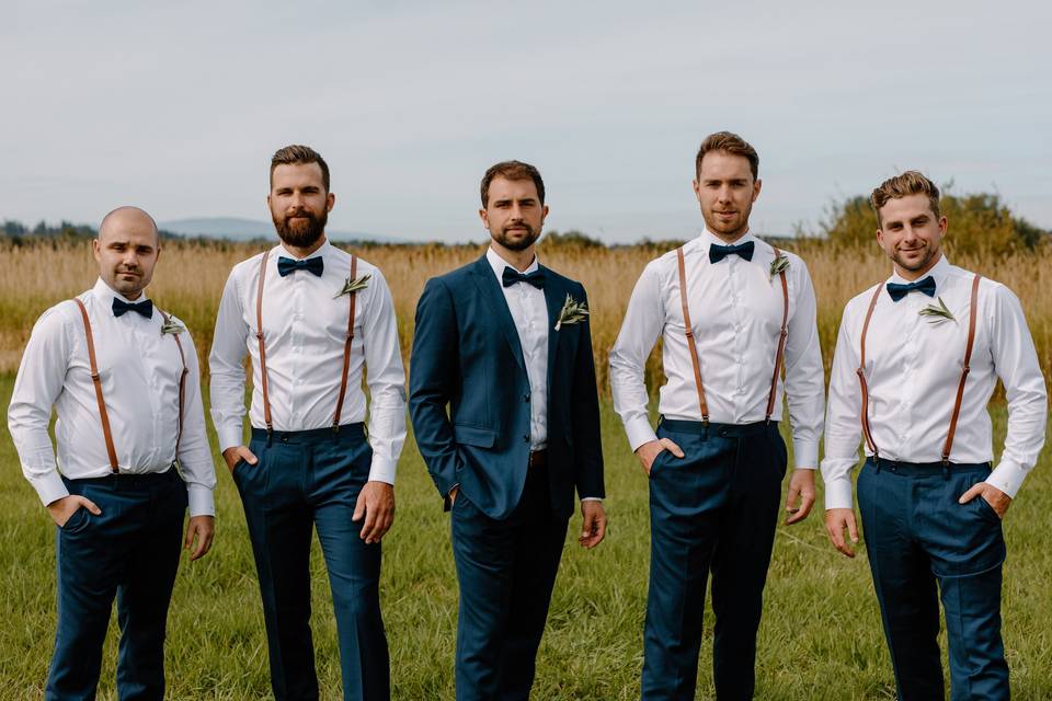 Groomsmen in suspenders