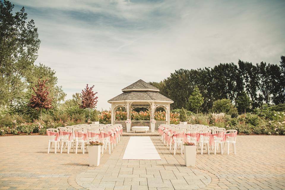 Ceremony secret Garden