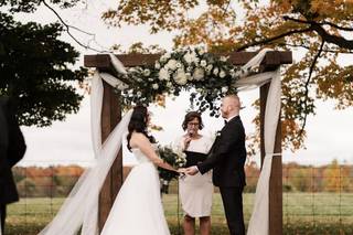 Perfect Pairing Marriage Officiant Services