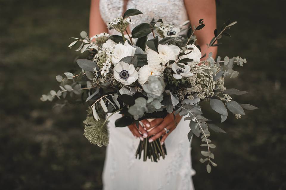 Organic bridal bouquet