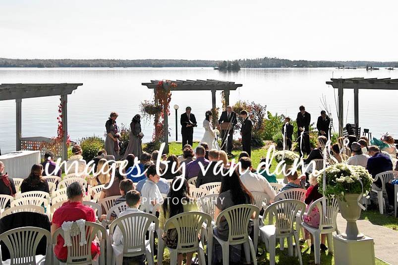 Waterfront wedding at Viamede