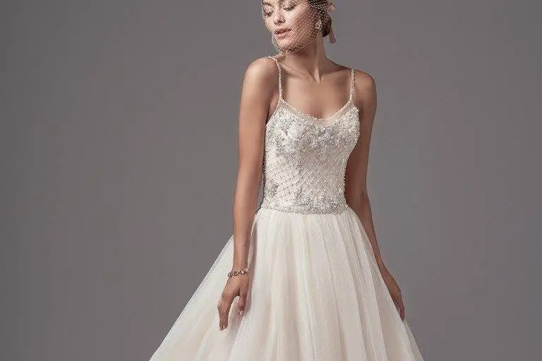 Choose the perfect wedding dress for - Aunchalee Boutique