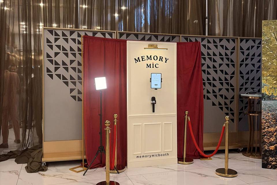 Memory Mic Booth
