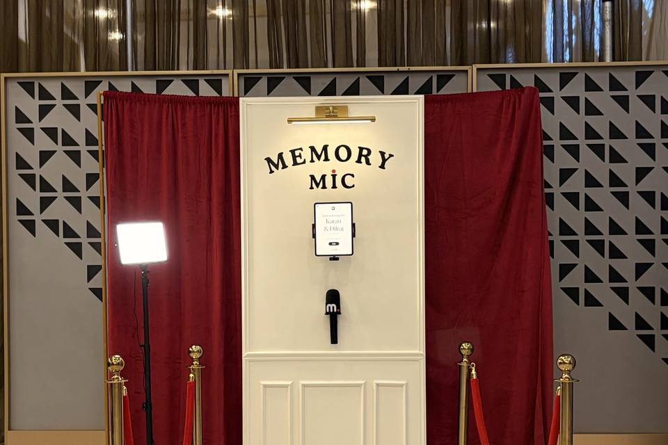 Memory Mic Booth