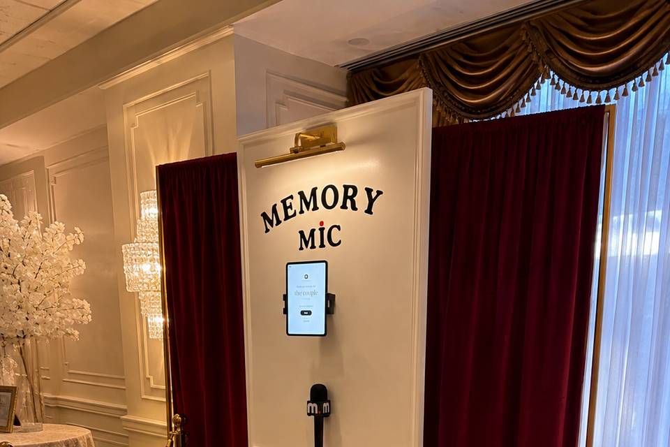 Memory Mic Booth