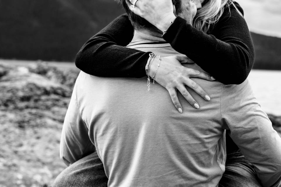 Lake Minnewanka engagement