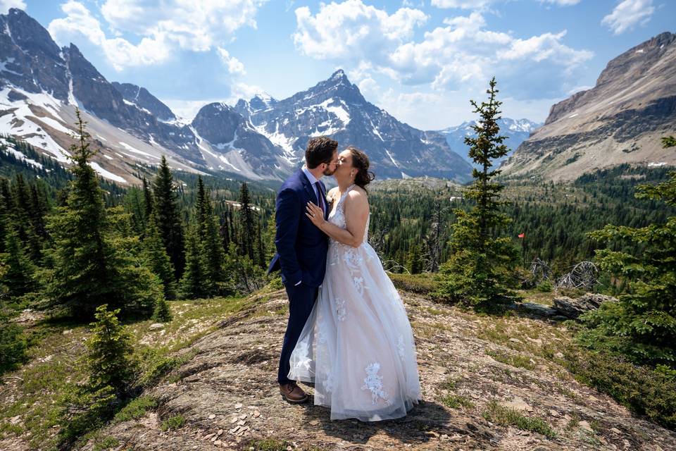 Elope Banff