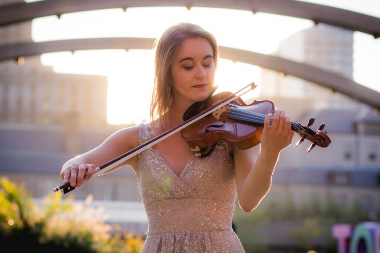 Violinist, Amy Spurr-Caveney