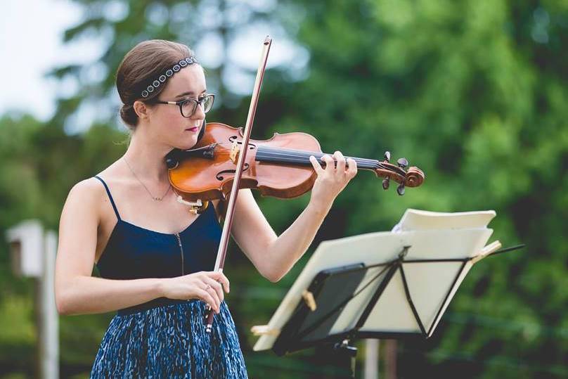 Solo violin at wedding