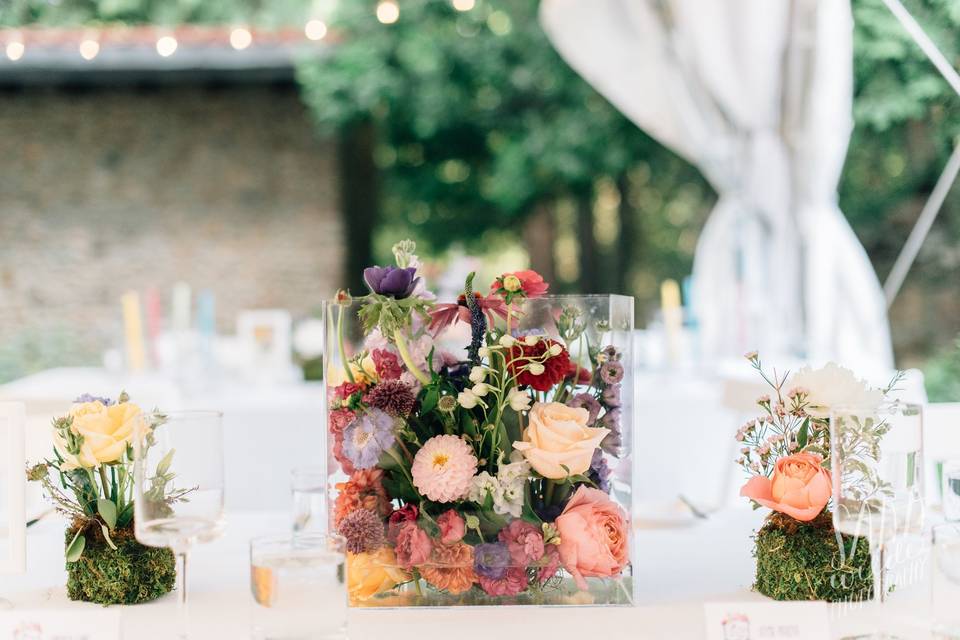 Lucite floral boxes