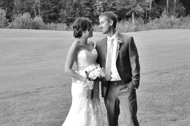 McKellar, Ontario bride and groom