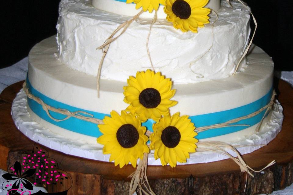 Rustic Sunflower Wedding cake