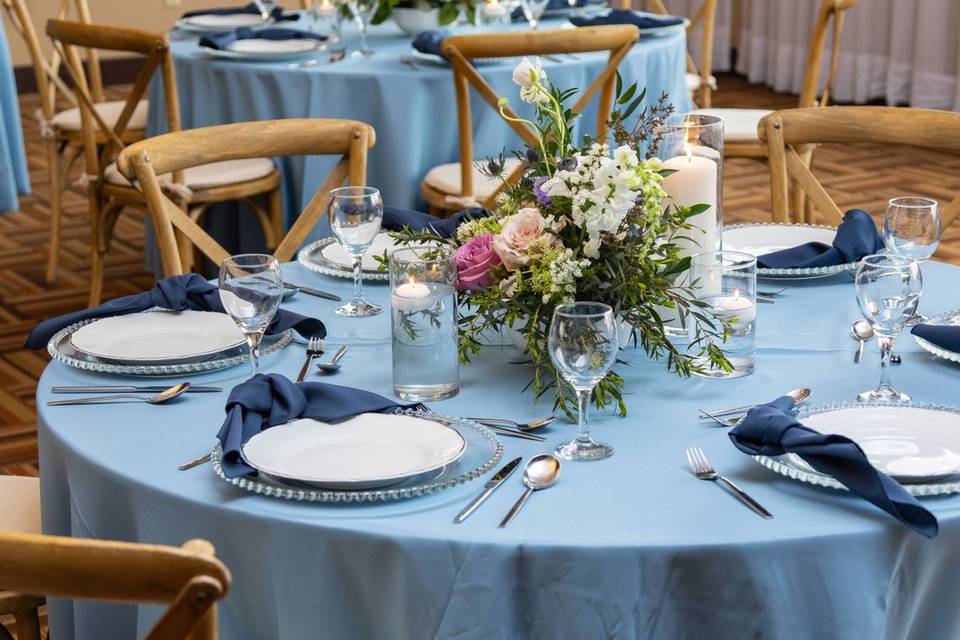 We love a dusty blue table