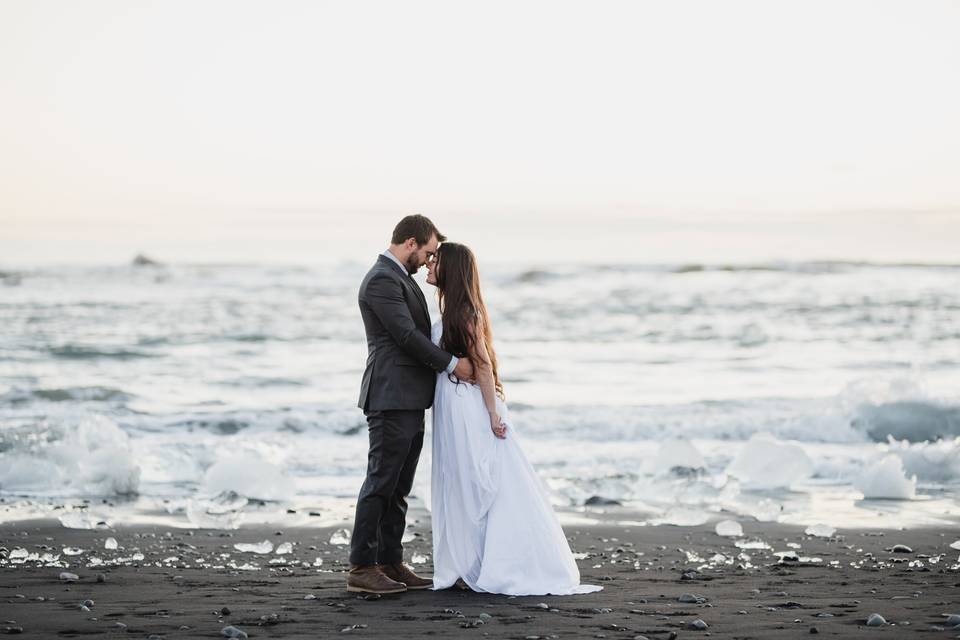 Iceland elopement