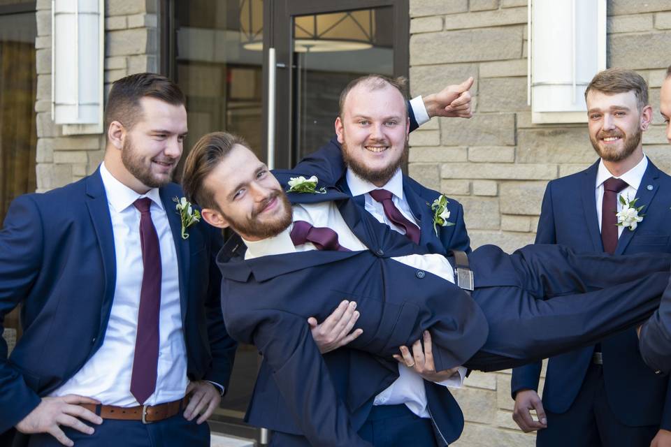 Groomsmen