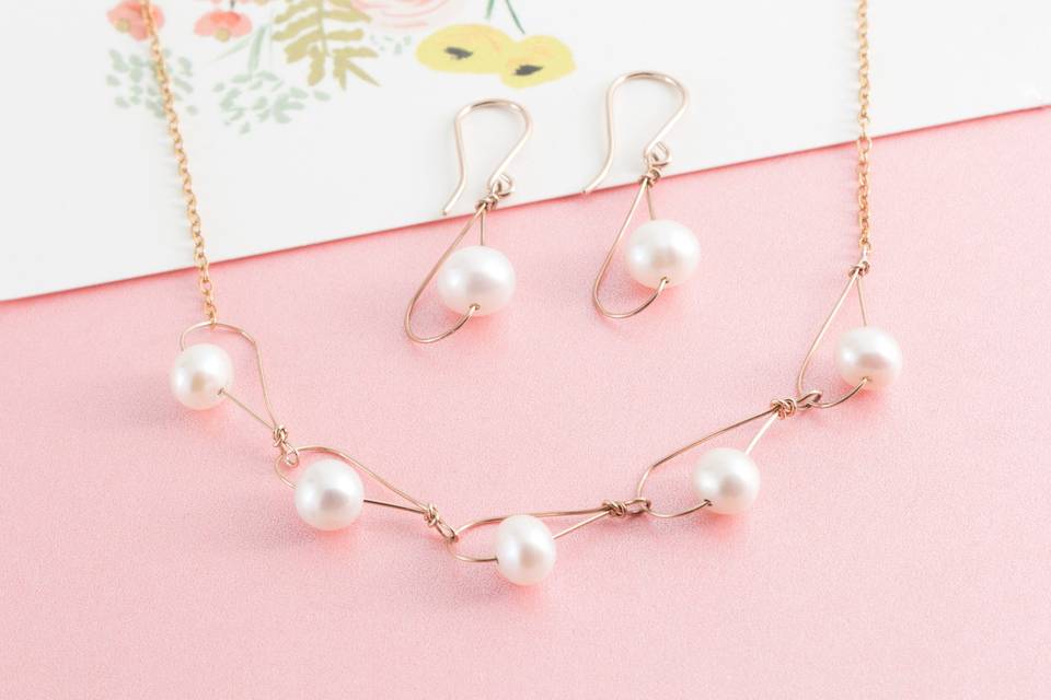 Dainty Pearl Necklaces