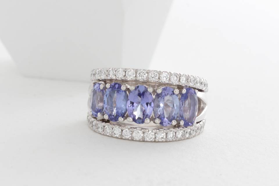 Tanzanite Diamond Ring