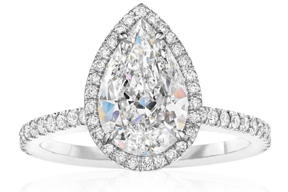 Pear Cut Diamond Halo