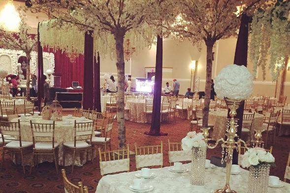 Vancouver Chiavari Chairs