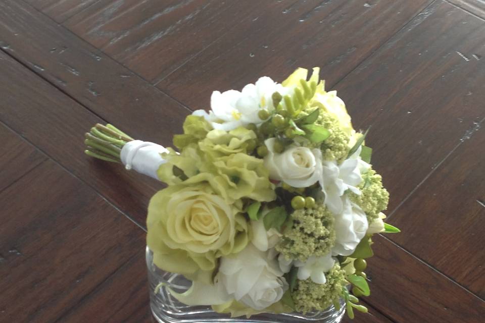 Simply Amazing Wedding Flowers by Design