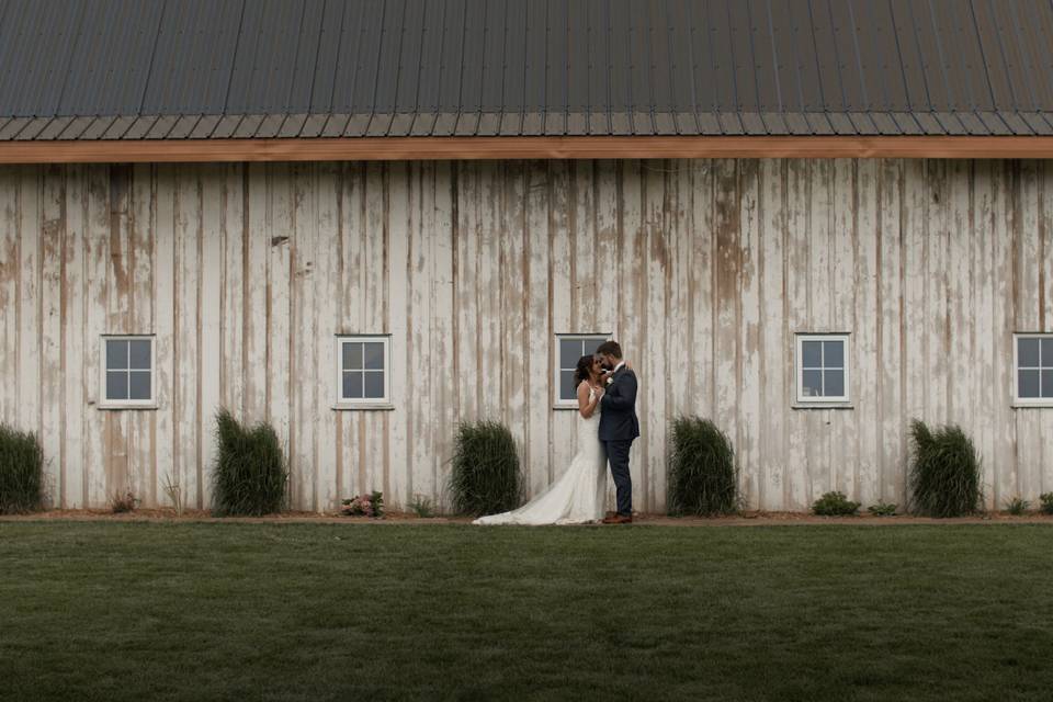 Countryside Barn wedding