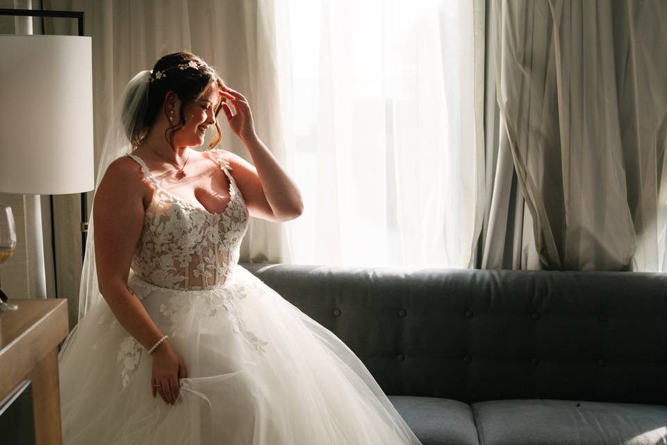 Bride in Corner 1 King Room