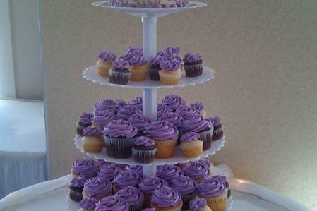 1290145707512-WeddingCupcakes.jpg