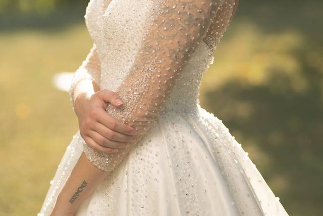 Carmen Lace Wedding Dress  Customised – Grace Loves Lace CA