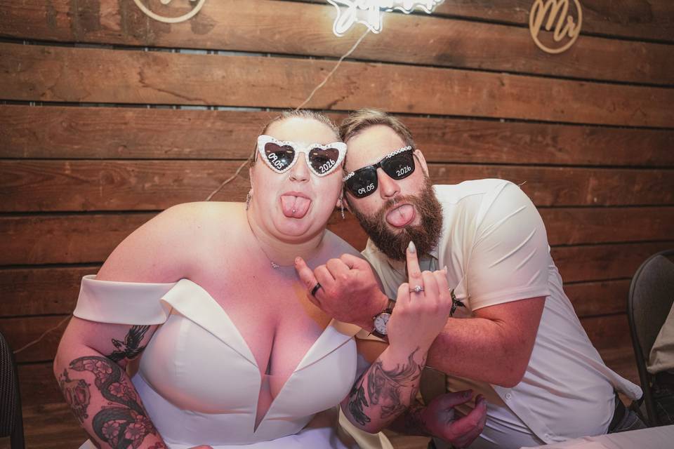 K & T