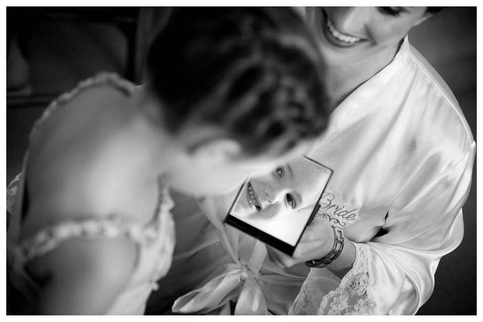 FLOWER GIRL AND BRIDE