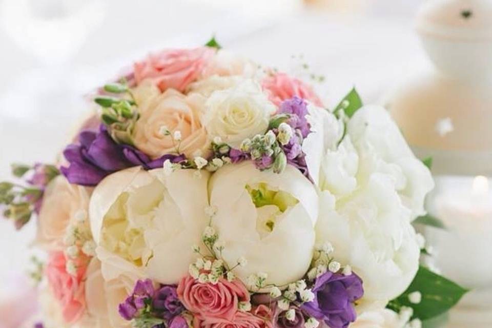 Rounded Bridal Bouquet