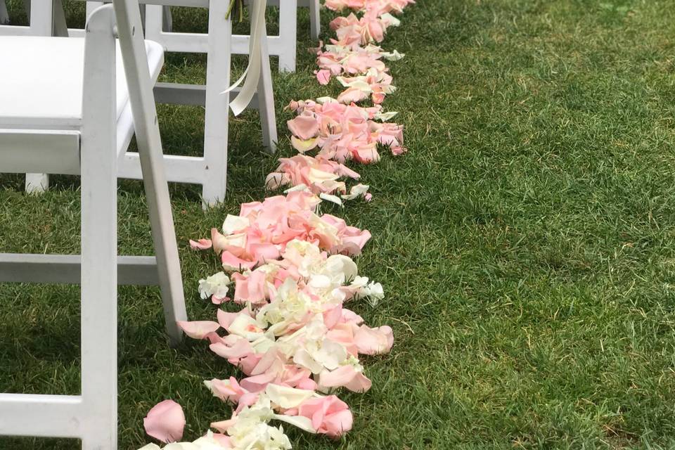 Guest table (vase by customer)