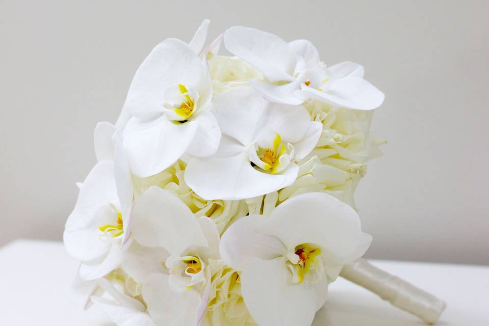 Rose orchid bouquet