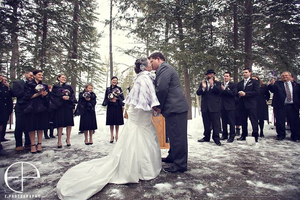 White Muskoka wedding