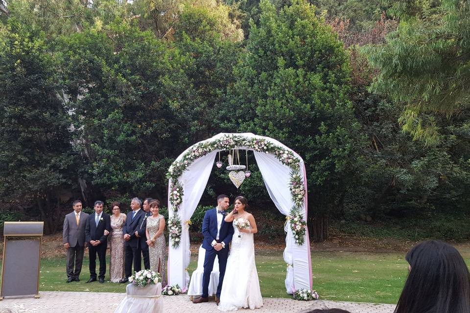 Outdoor ceremony