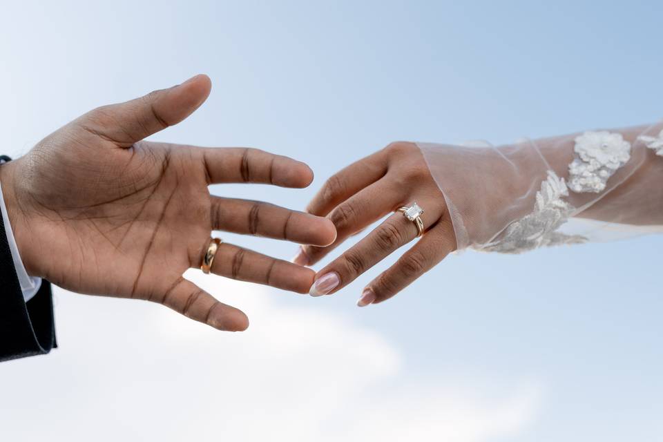 Editorial wedding photographer