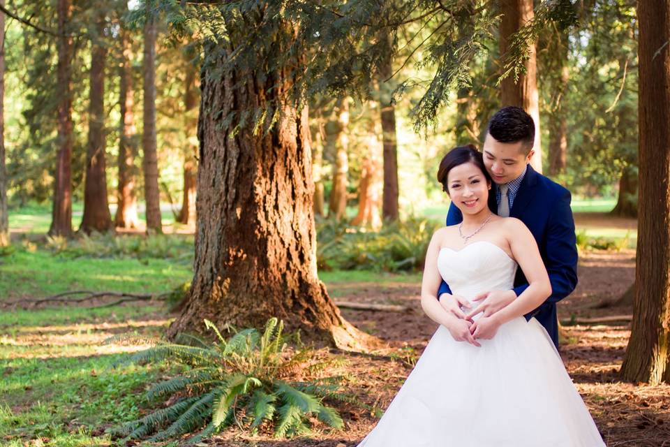 Pre-wedding by the forest