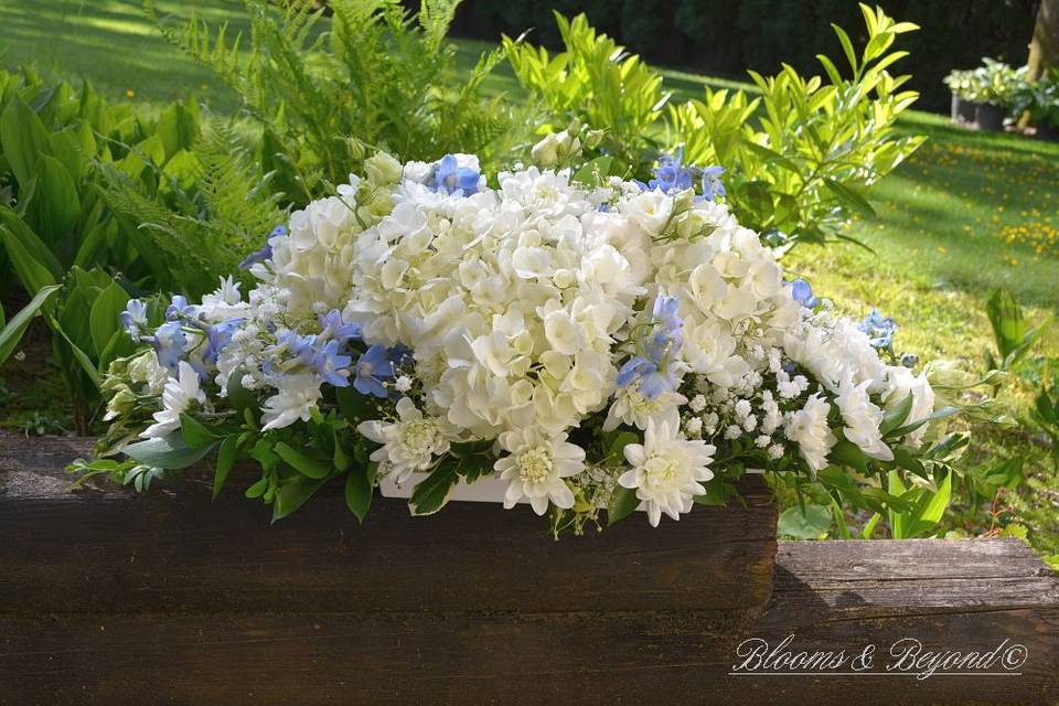 Splash O' Blue Table Decor