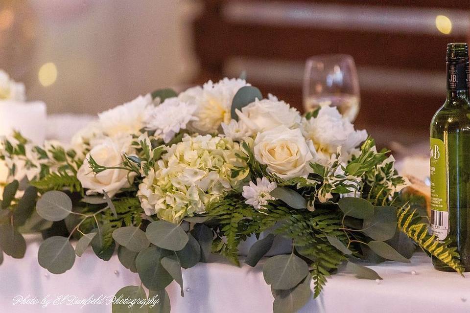 Ivory Whisper Table Spray