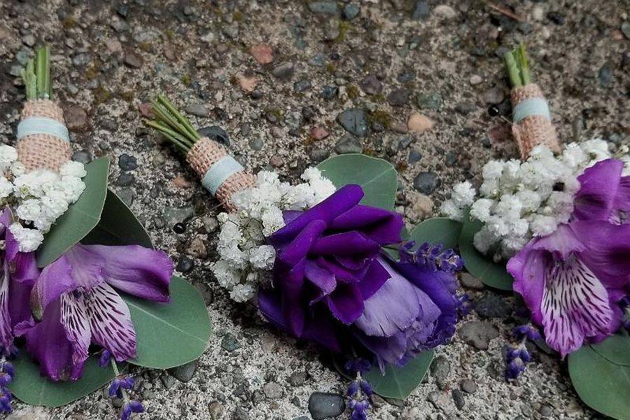 Lovely Lavender boutonnieres