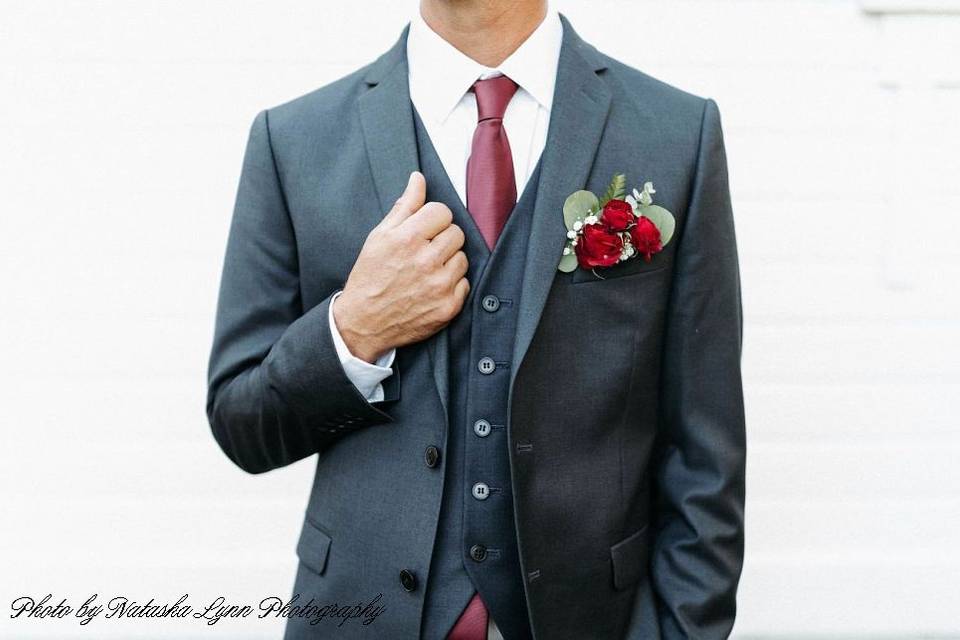 Burgundy N' Lace Pocket Bout