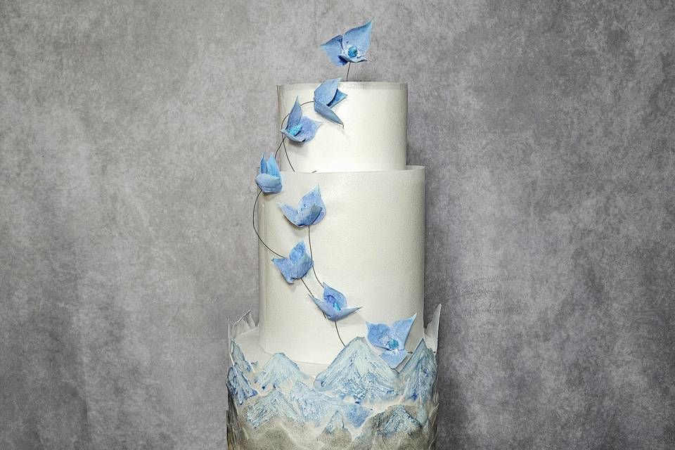 Rocky Mountain Wedding Cake