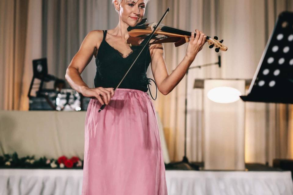 Megan Wedding Violinist