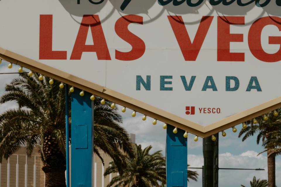 Las vegas elopement