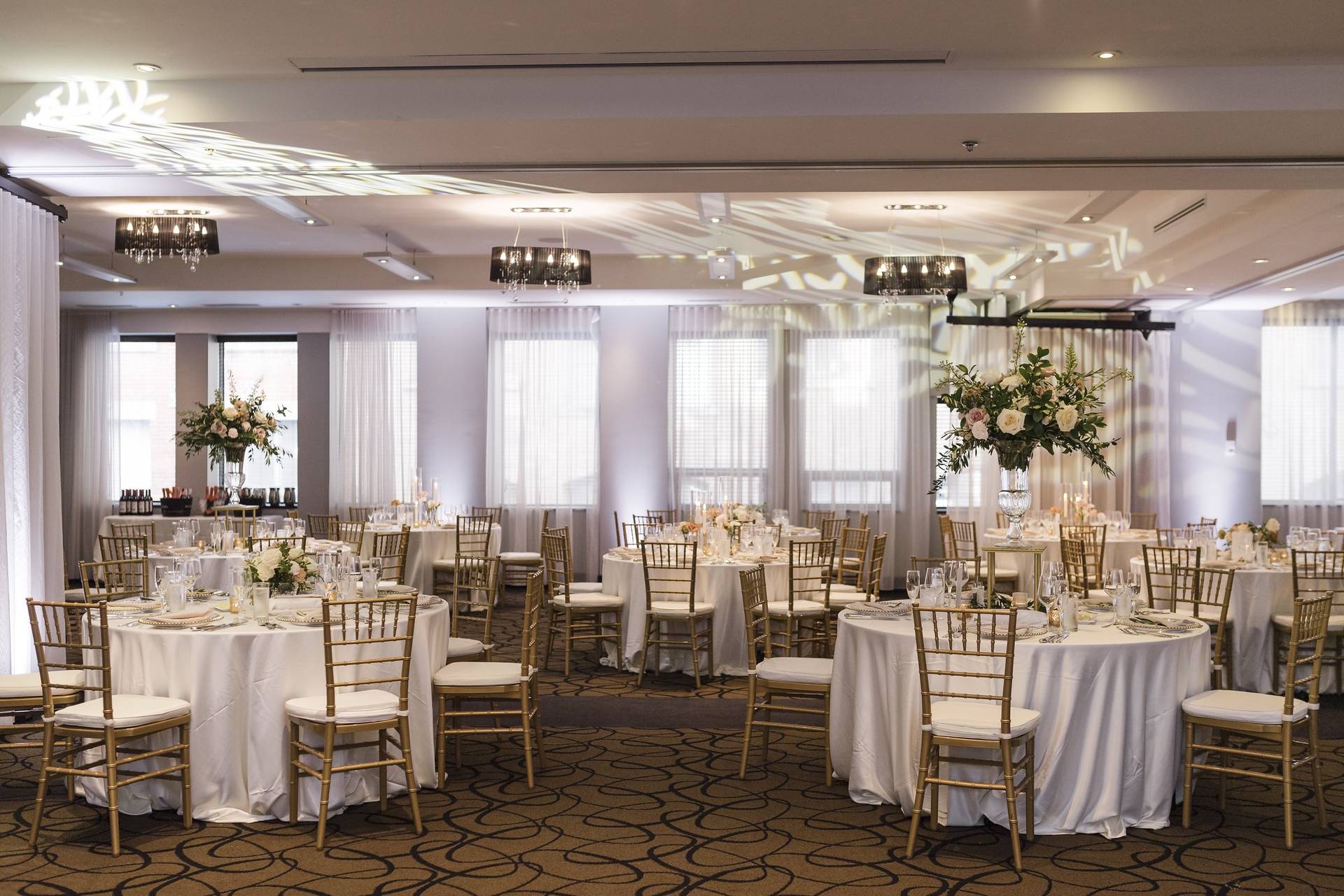 Hotel Le Place d’Armes - Venue - Montreal - Weddingwire.ca