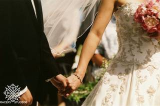 Ke Aloha Weddings by Tracery Studios