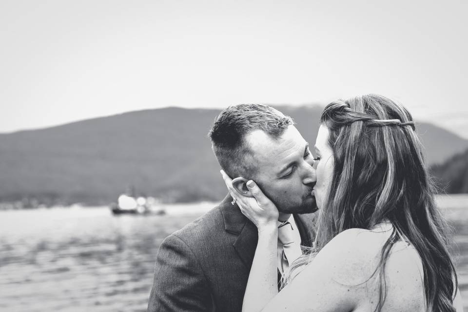 Wedding couple, beach wedding