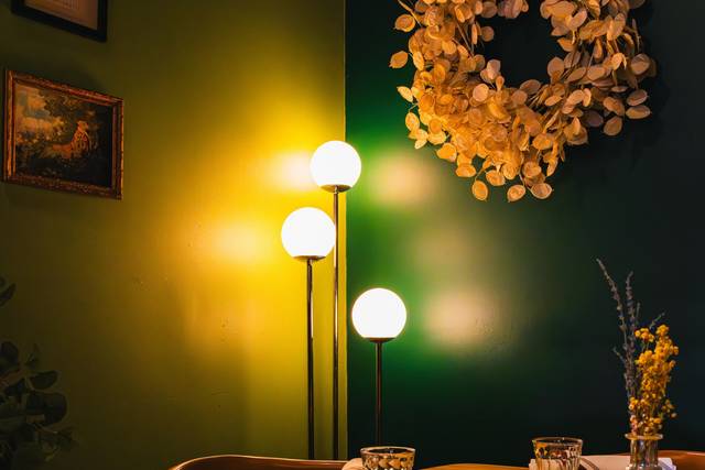 Ambience and decor