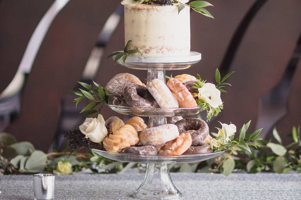 Donut Cake