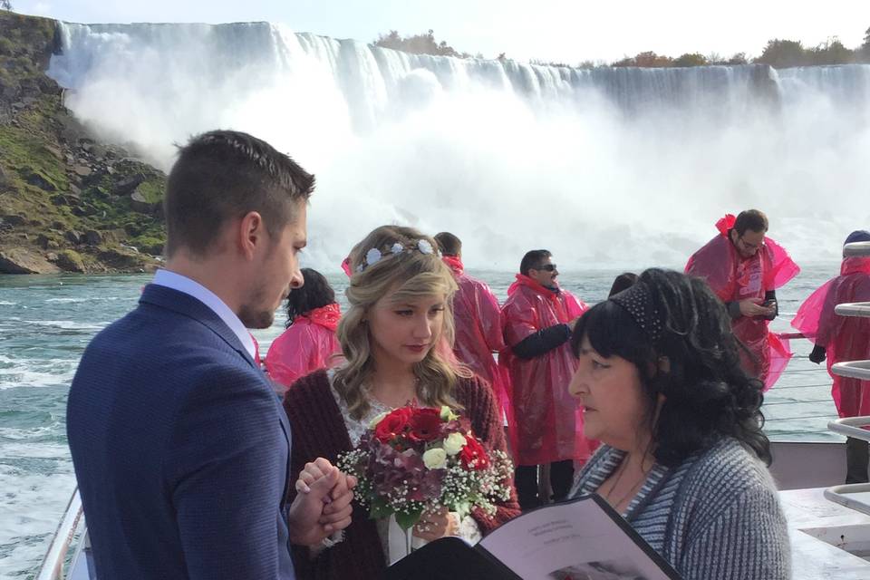 Hornblower Boat Niagara Falls